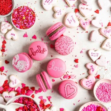 Valentines' day macarons