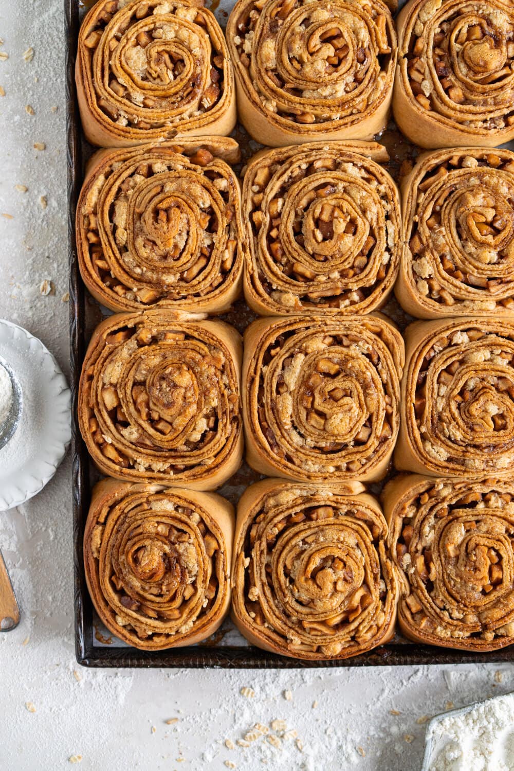 Baked Apple Cinnamon Rolls DSC09903-2.jpg