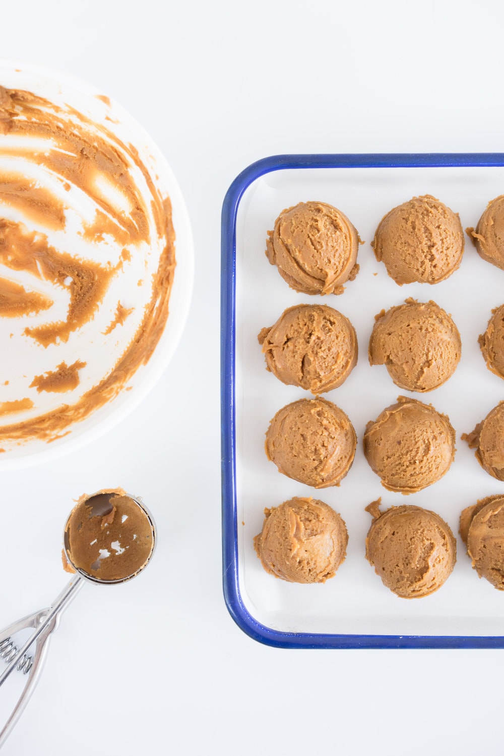 Gluten free, Dairy Free Peanut Butter Cookies - super simple, four ingredient cookies
