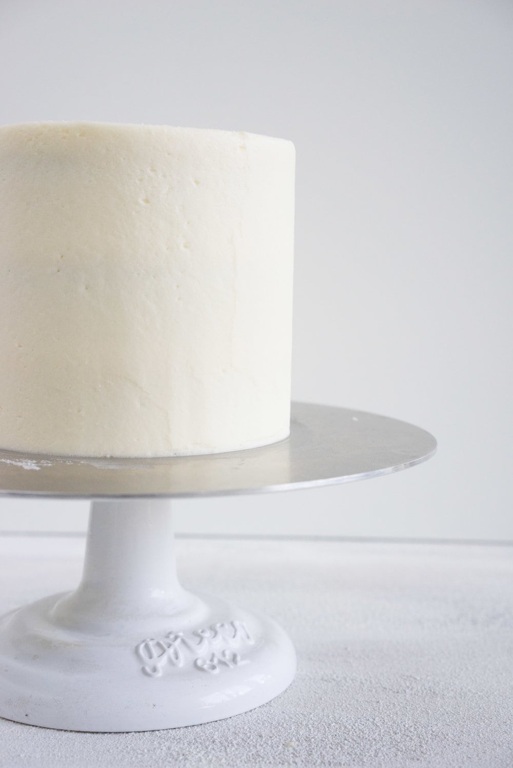 Carrot Cake with cream cheese icing that is super easy to pipe. The cake is moist and flavourful, and the icing has the perfect amount of sweetness and cream cheese punch.