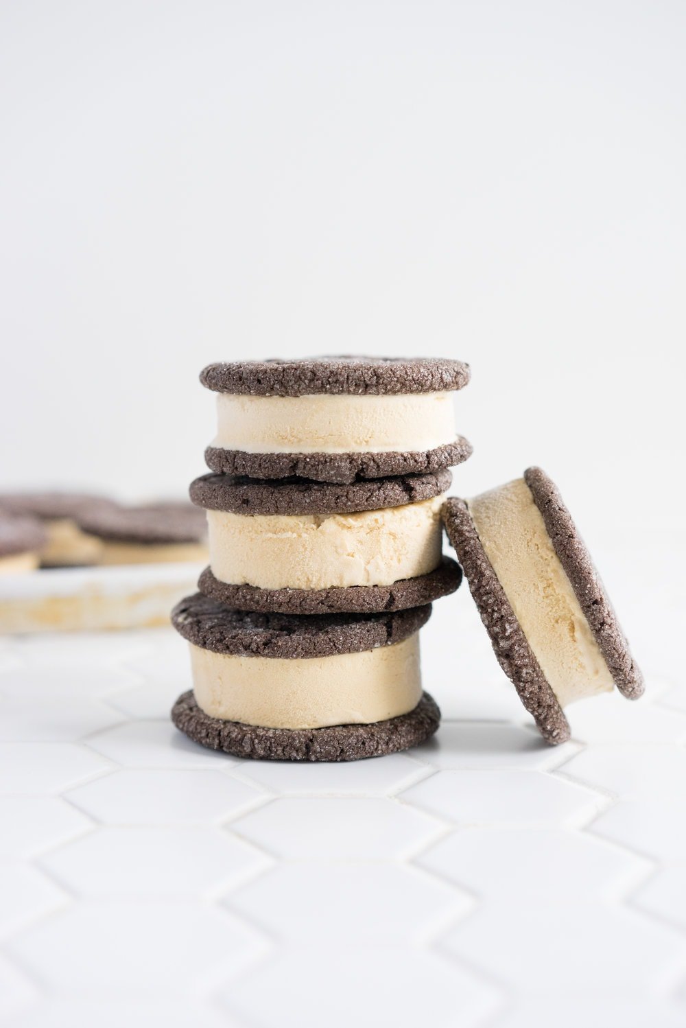 Chocolate earl grey ice cream sandwiches - creamy earl grey ice cream sandwiched between perfectly chewy chocolate sugar cookies. The dessert you never knew you needed. Until now.