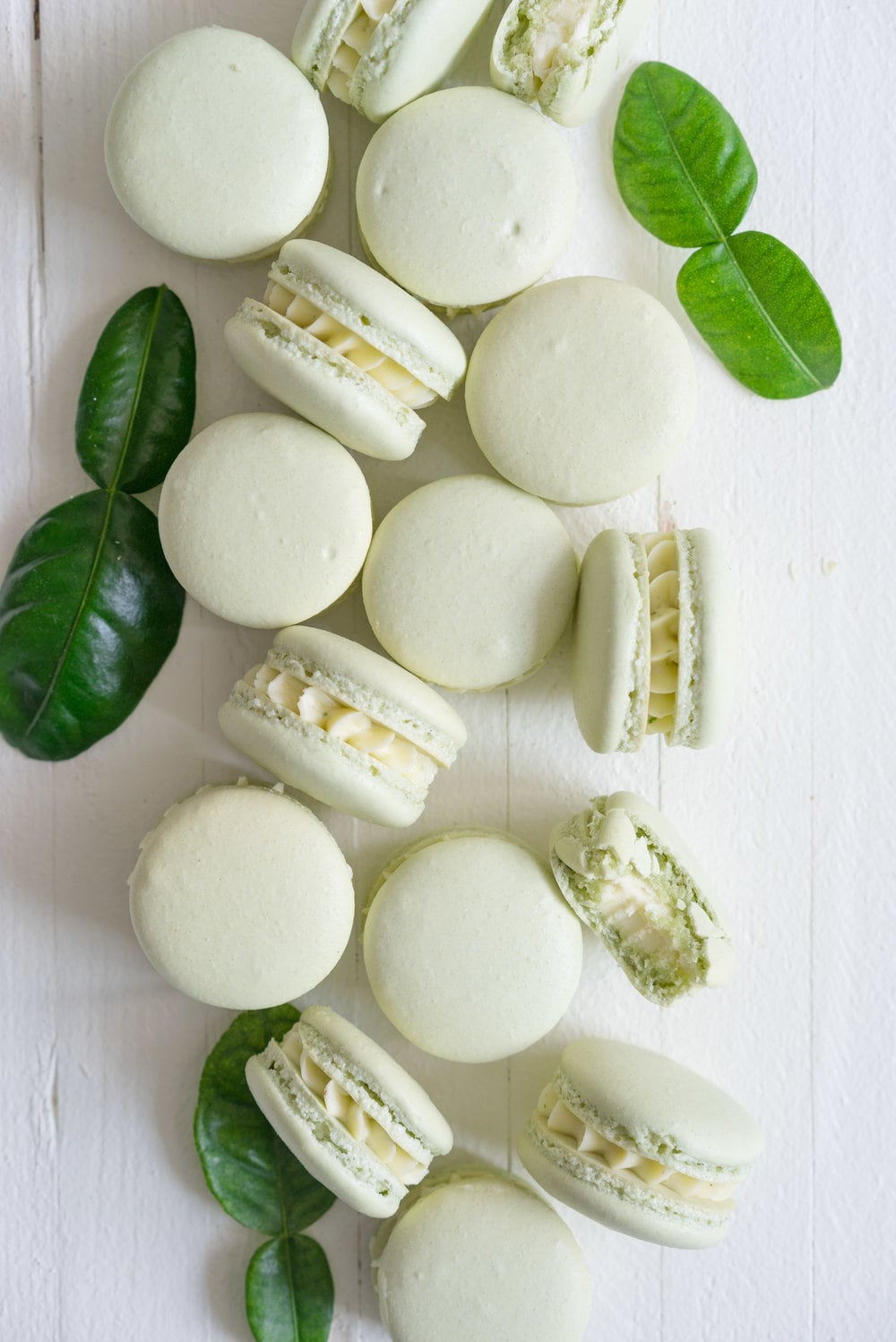 Kaffir Lime Macaron - a shell filled with a delicately infused kaffir lime german buttercream #kaffirlime #macarons #germanbuttercream