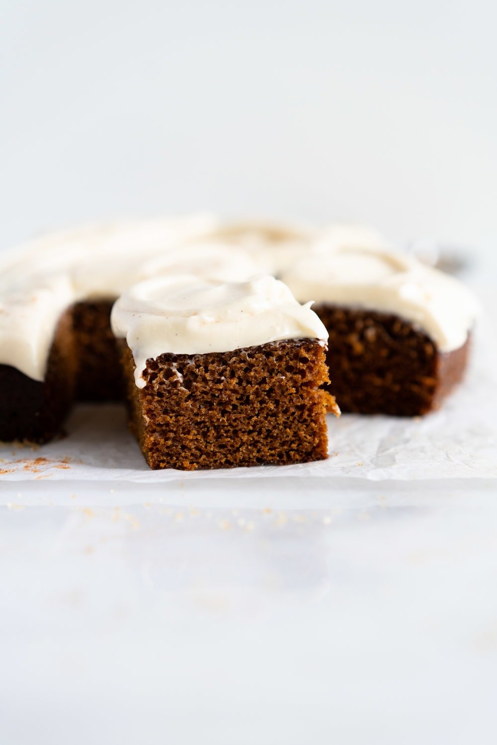 Gingerbread Sheet Cake with Maple Cream Cheese Frosting - a warming spiced cake, topped with a silky, maple, ream cheese frosting. A super simple yet delicious cake, perfect for feeding a crowd or for a quick holiday pick me up.