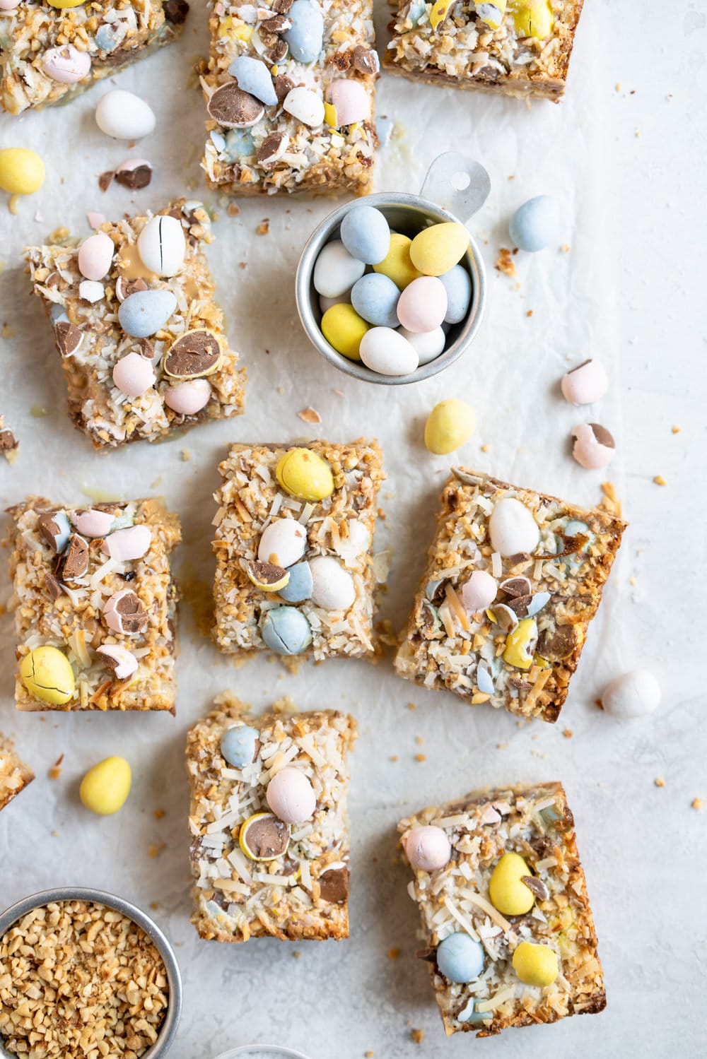 mini egg magic bars
