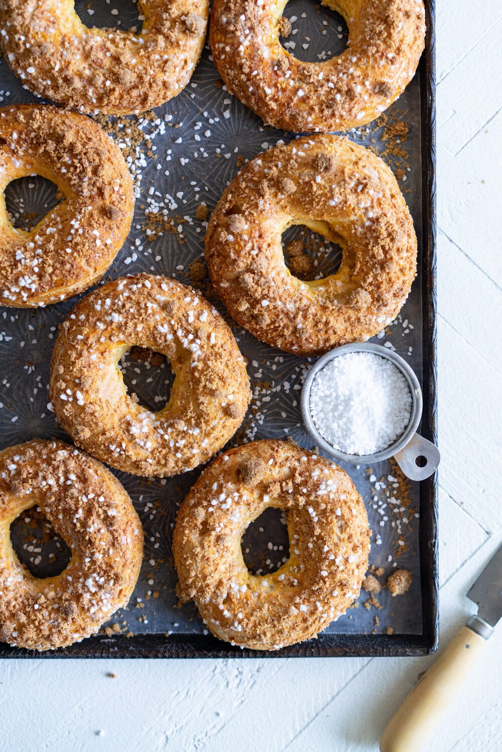 Paris Brest with Brown Butter Streusel, Custard Mousseline Cream and Spiced Apples. Paris Brest is a round baked choux ring, traditionally filled with a praline mousseline. I have riffed on that slightly, filling it with a custard mousseline, and spiced apples for a seasonal take on a french patisserie classic. #parisbrest #mousseline #custard #spicedapples