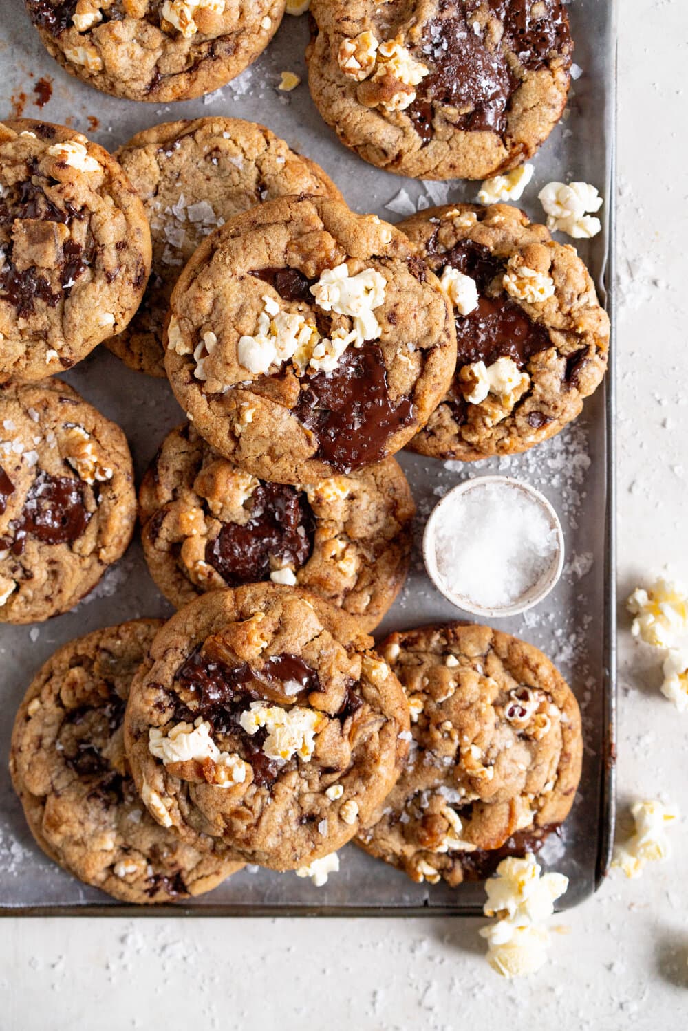 image of cookies with chocolate and caramel