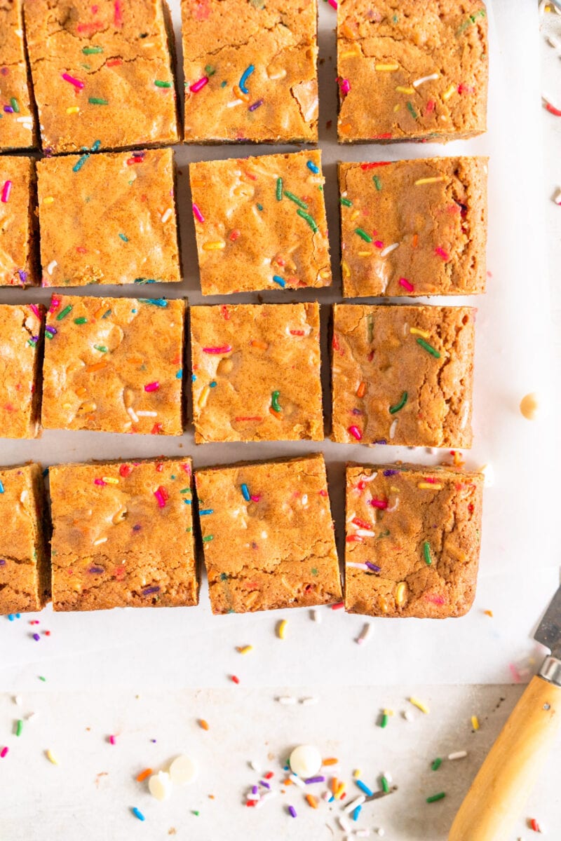 corner shot birthday cake blondies