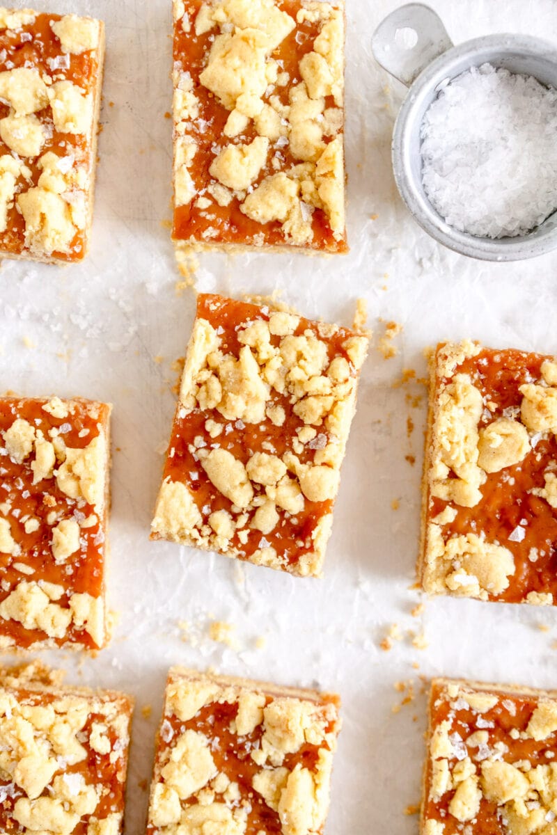 Pulled back shot tan square slice