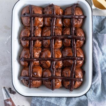 chocolate hot cross buns ready to serve