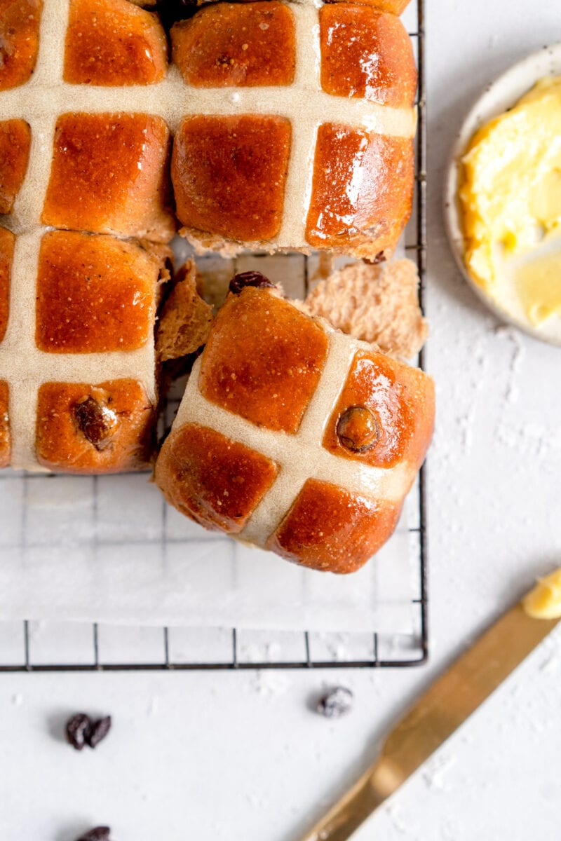 single hot cross bun