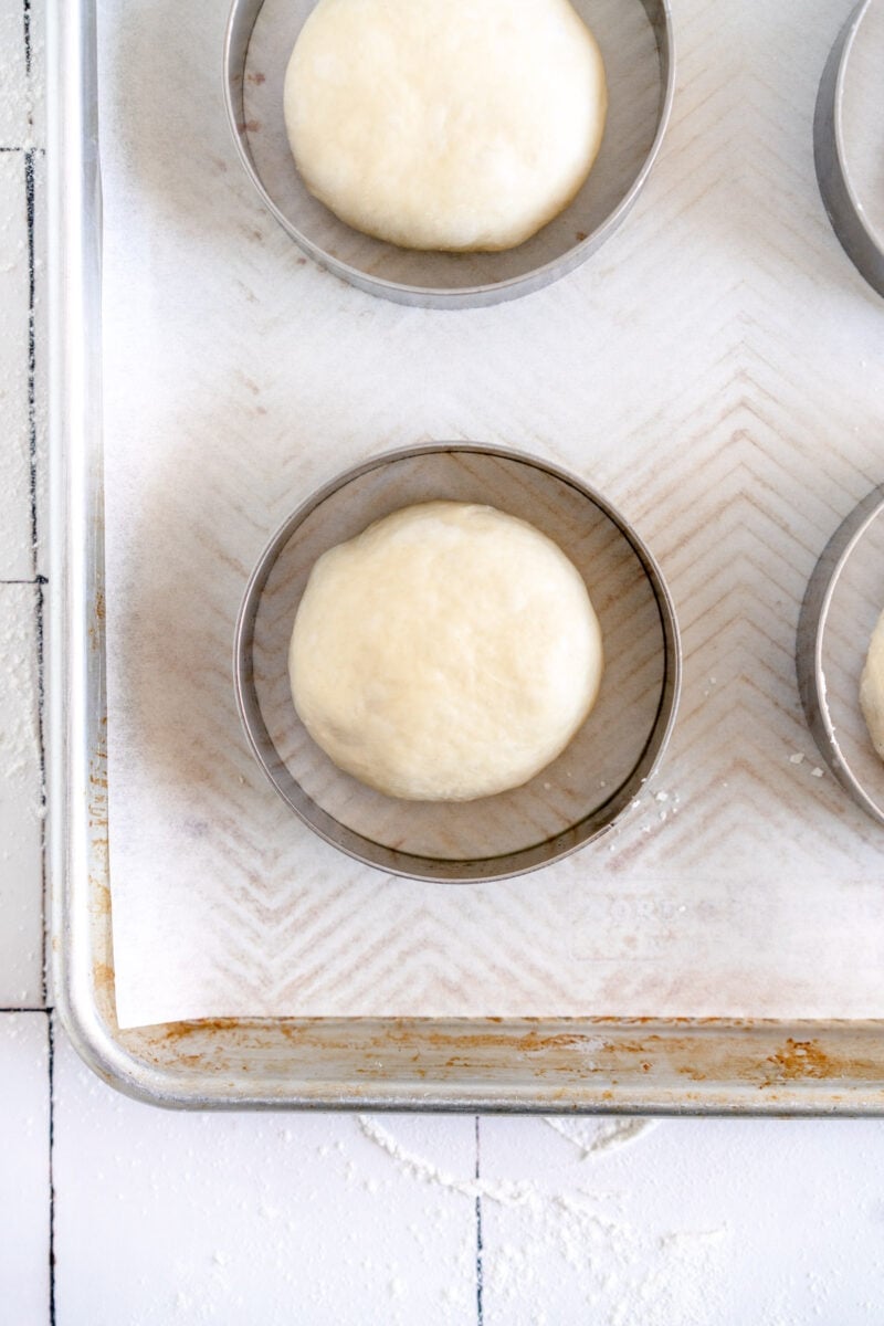 burger bun dough
