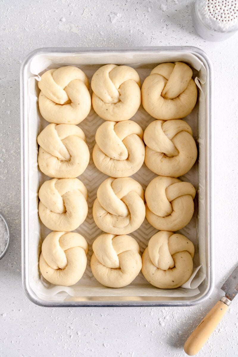 garlic knots ready to rise