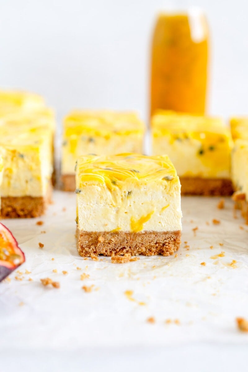 close up shot no bake cheesecake