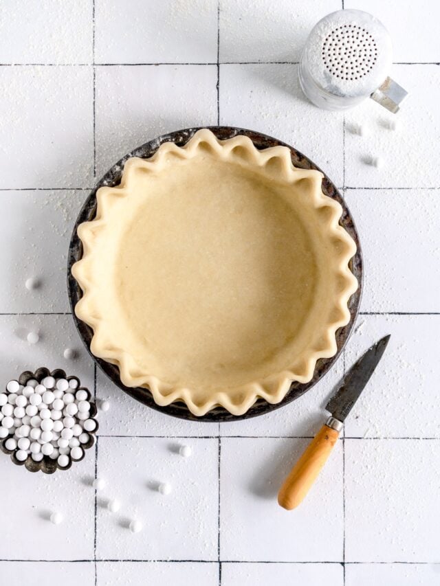 cropped-pie-crust-crimped-2.jpg