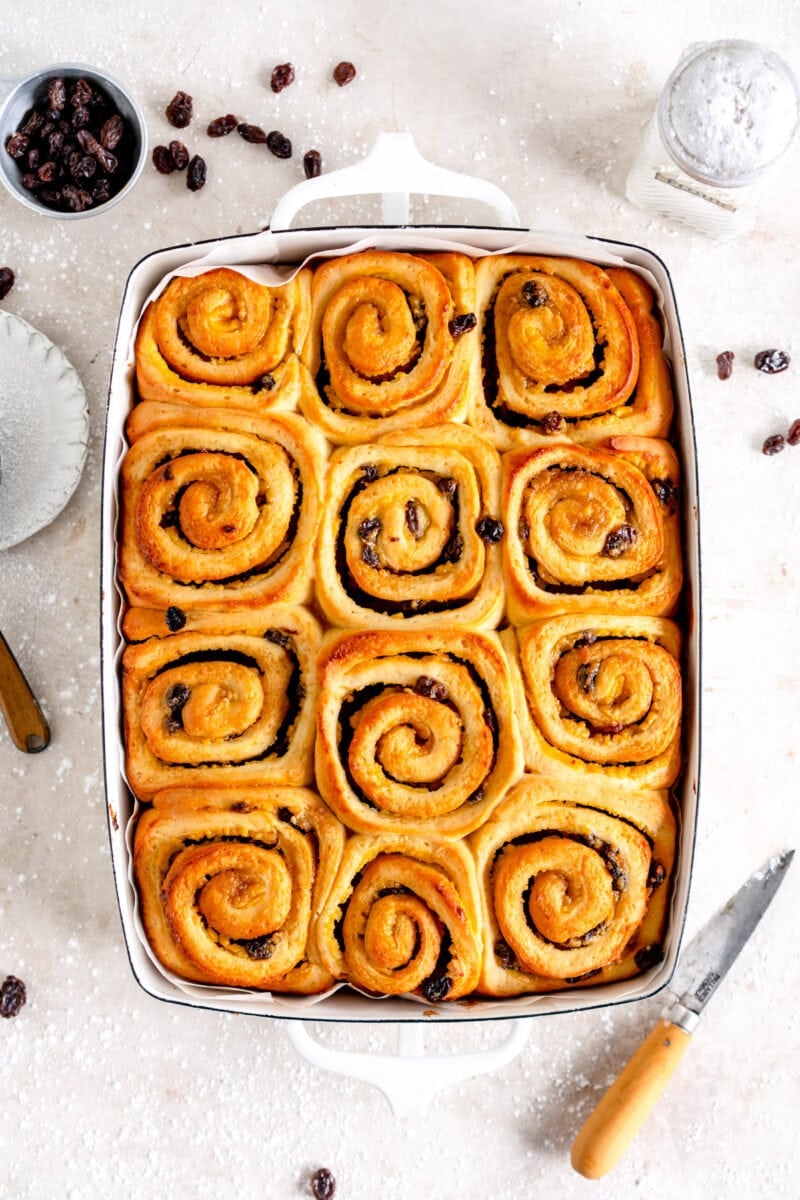 baked pan of chelsea buns