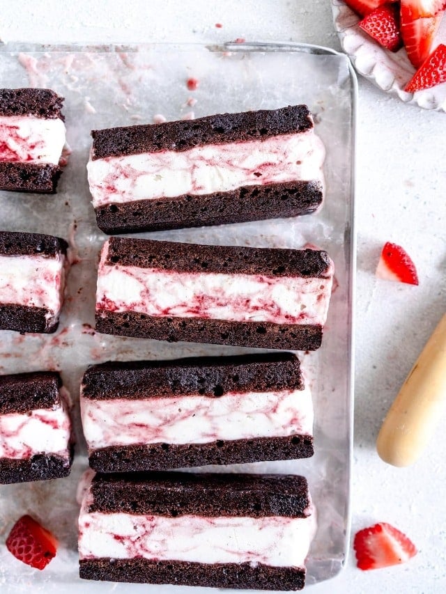 resized image of ice cream sadnwiches