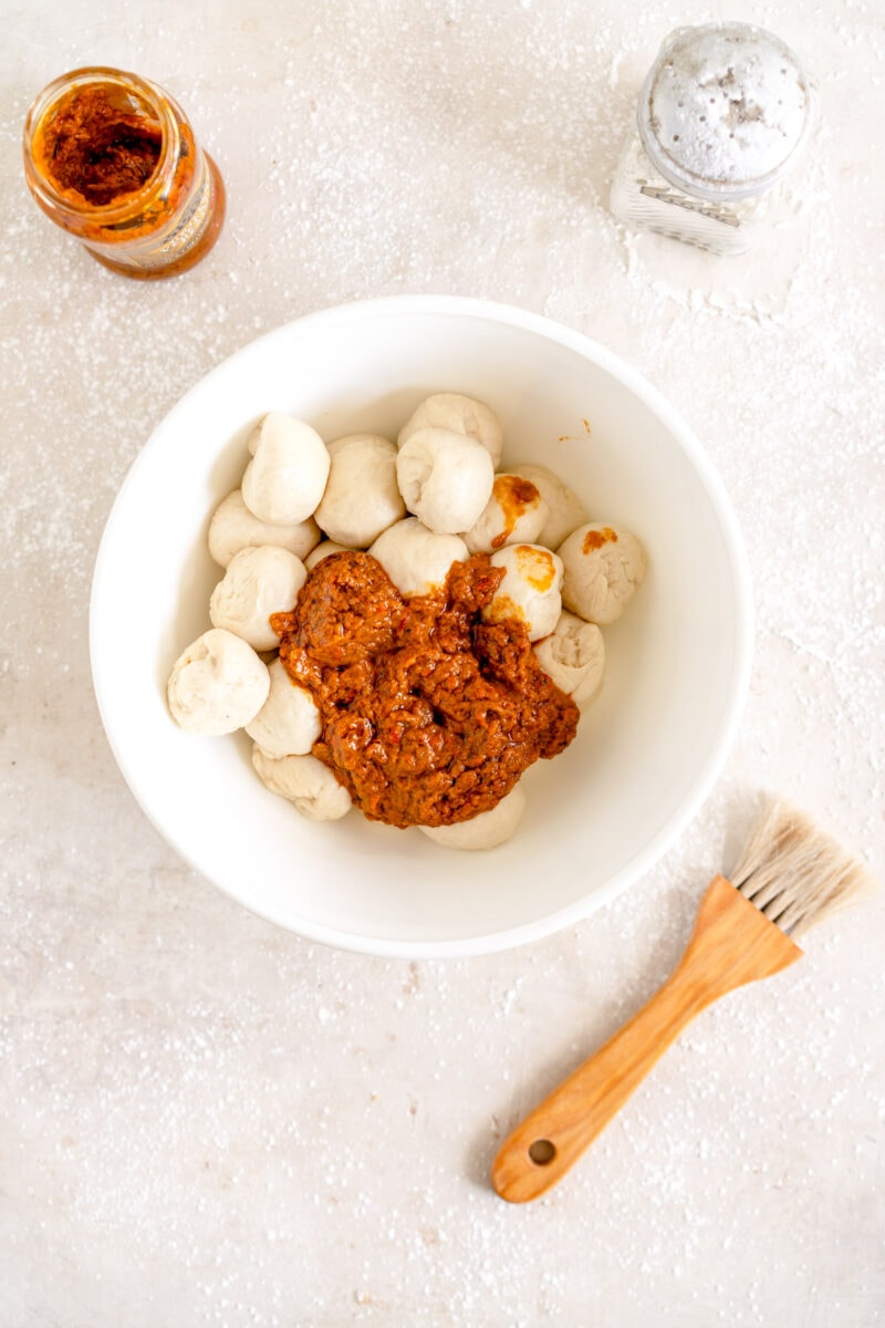 monkey bread with pesto