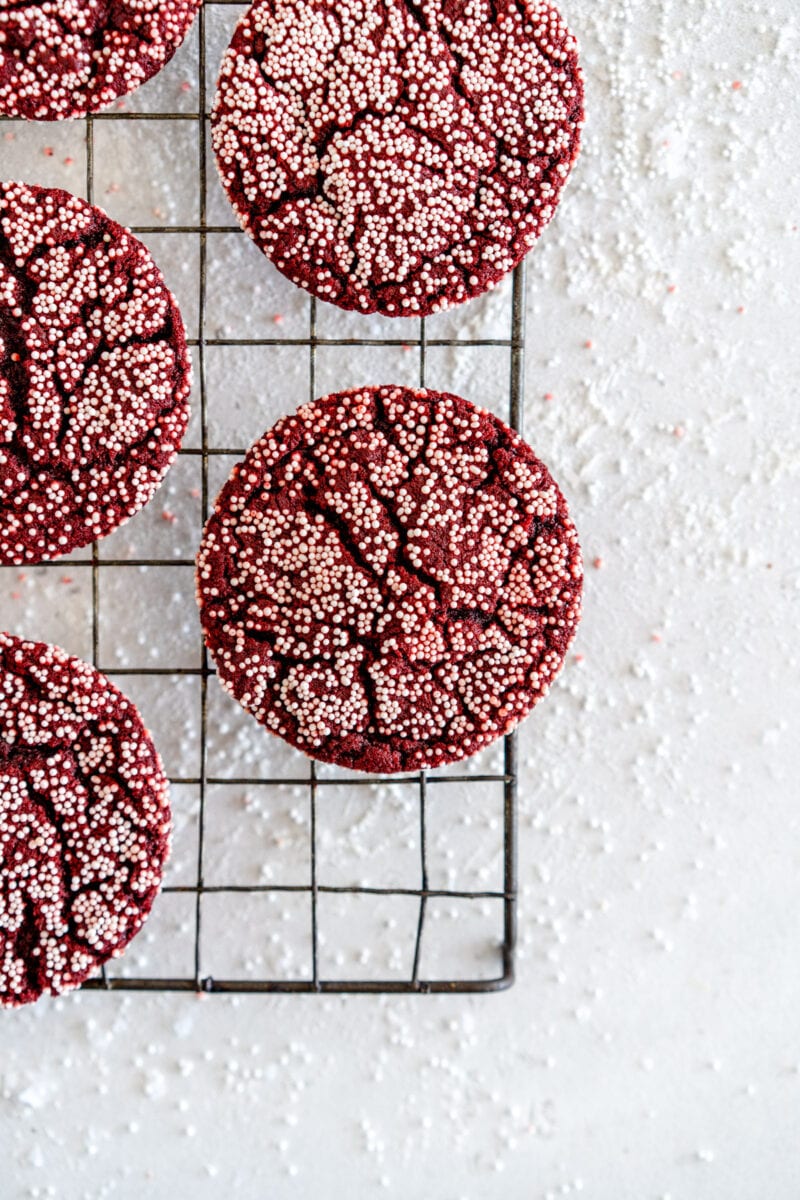 single shot of sprinkle sugar cookie on wire rack