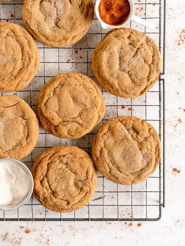 cropped-ginger-molasses-cookies-on-rack.jpg
