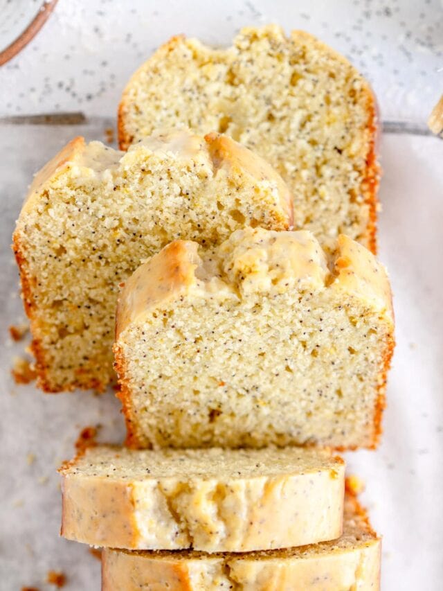 pieces of sliced lemon cake