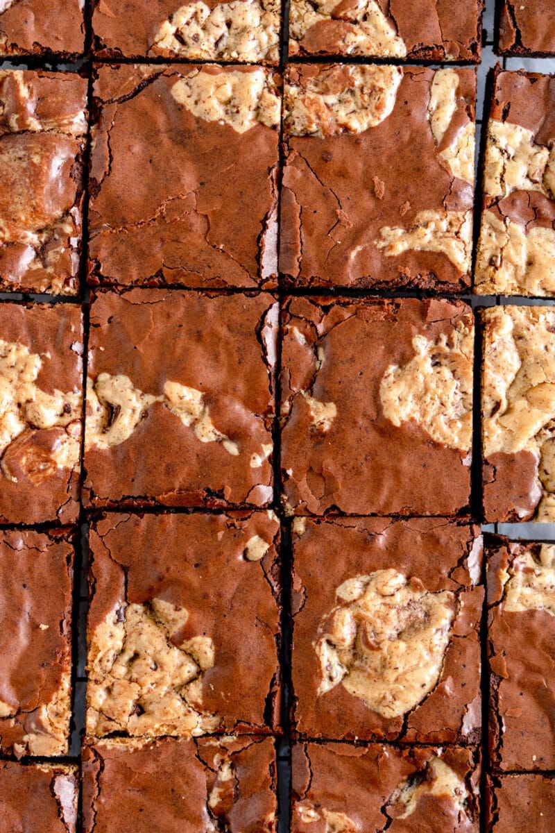 close up image of brownie cookie bars