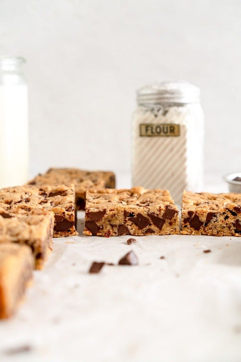 side on shot of chocolate chip cookie bars showing chunks