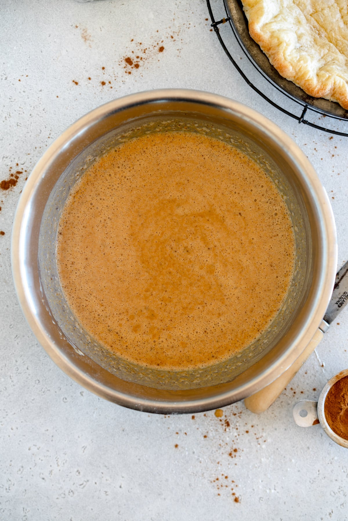 bowl of pumpkin pie filling