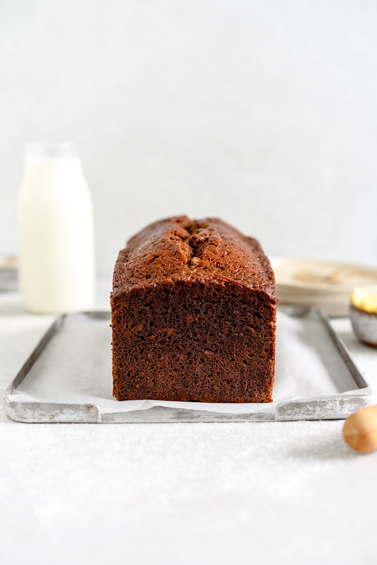 end shot of ginger loaf cake