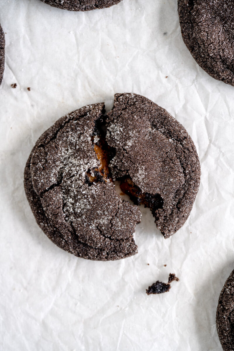 cookie with caramel filling