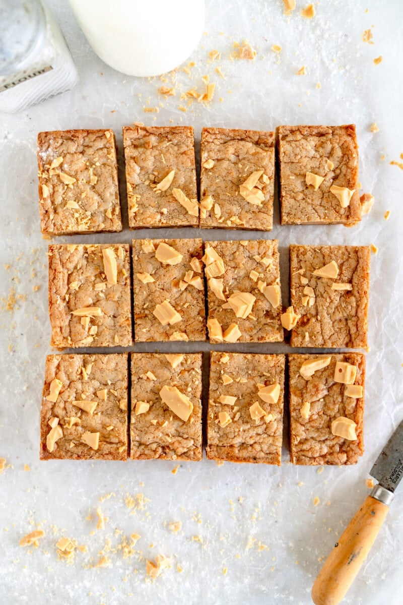 sliced blondies