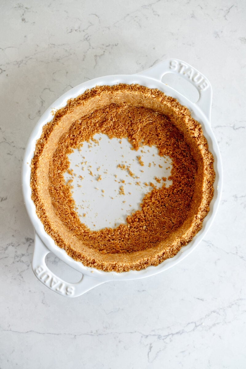 edges of graham cracker crust done