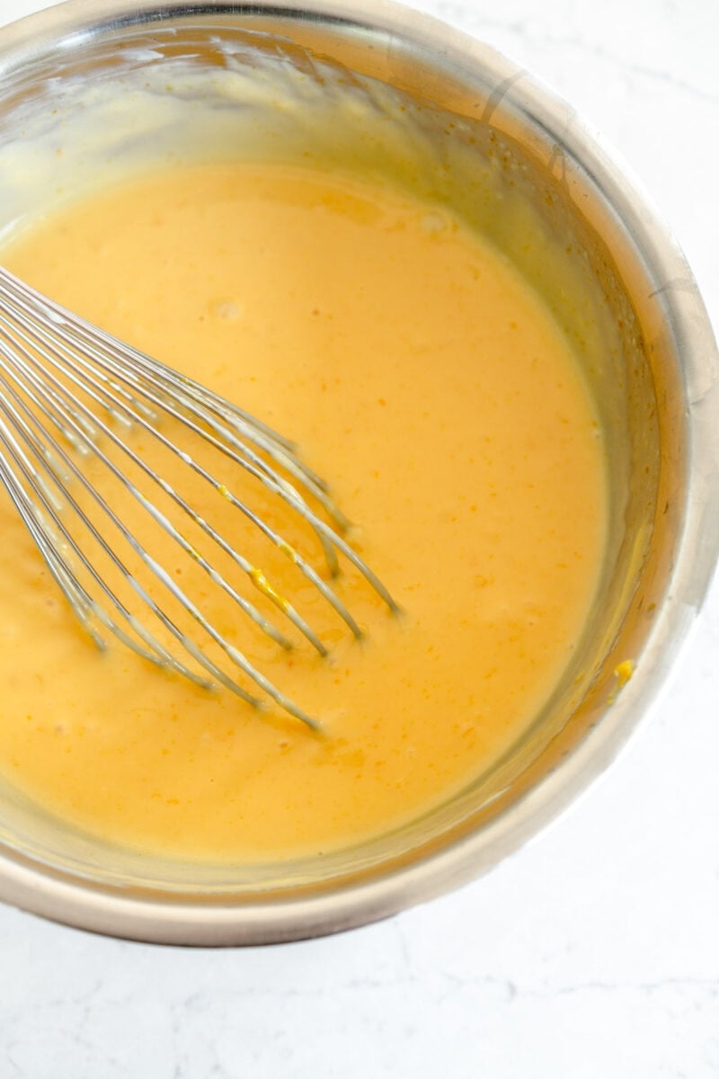 key lime pie filling in bowl