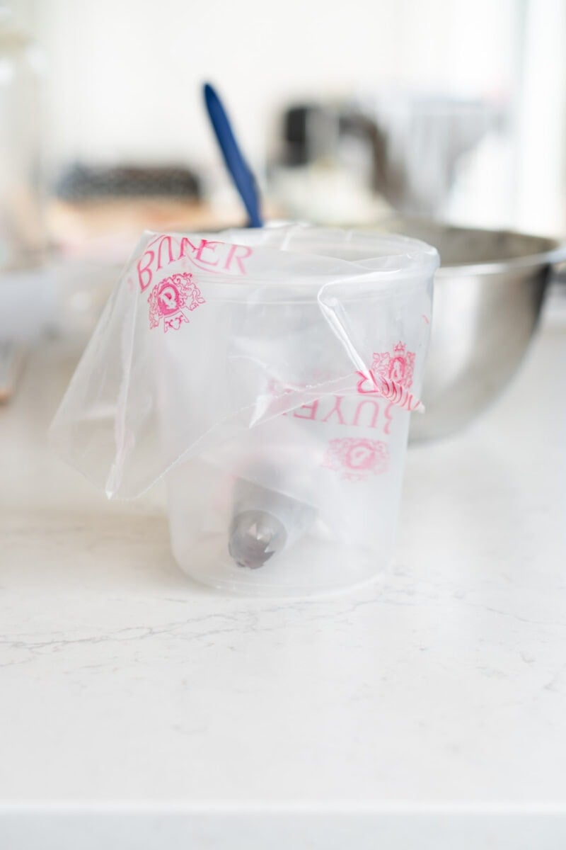 piping bag with cookie batter