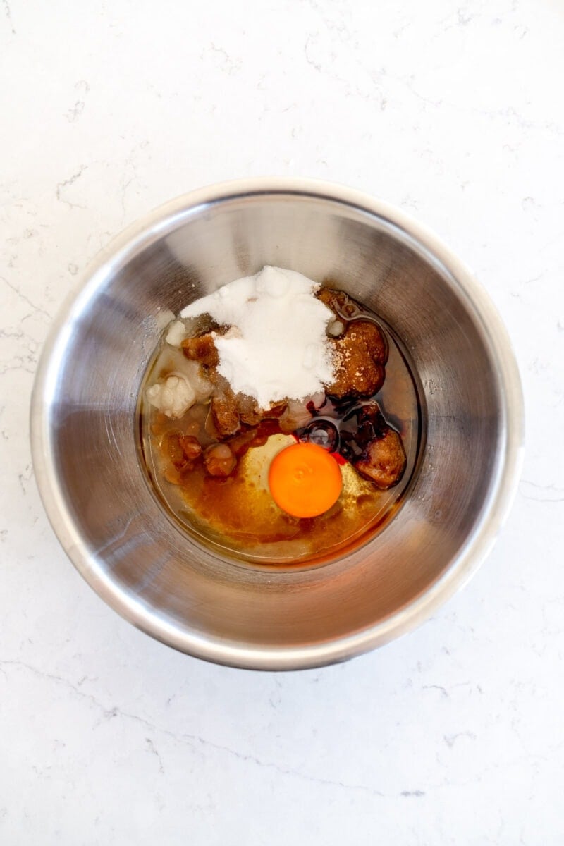 wet ingredients red velvet cookies