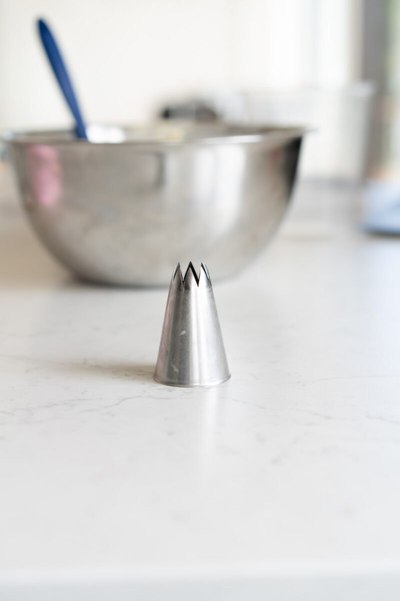 piping tip for piping cookies