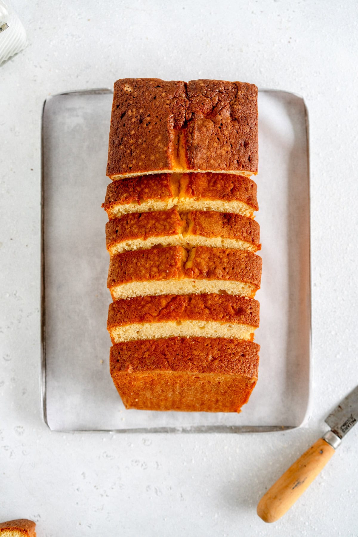 sliced pound cake