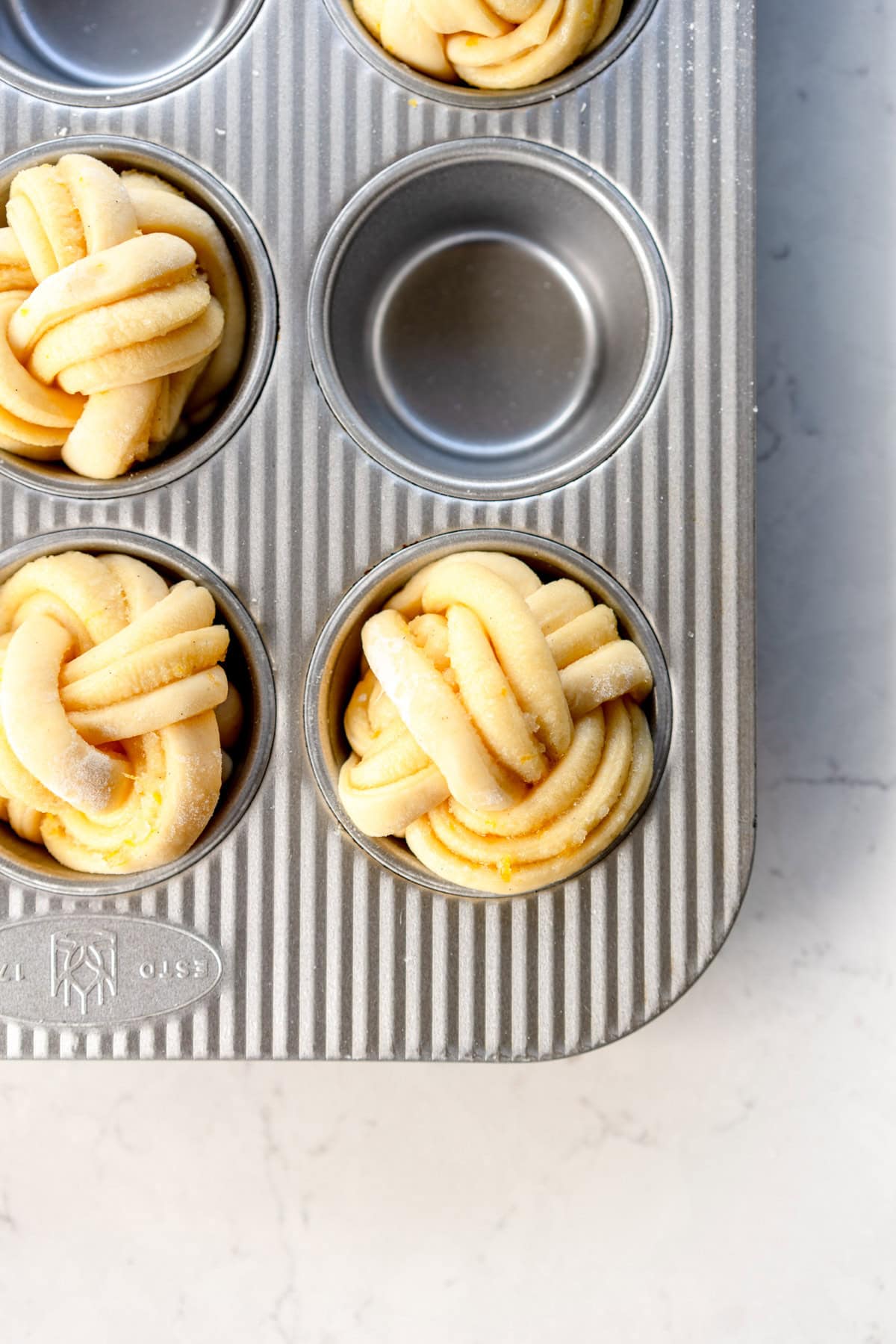 risen lemon bun in pan